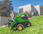 John Deere X350R Rear Collect and Mulching 42" Ride On Lawn Mower - Image 4