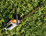 STIHL HSA45 Cordless Hedge Trimmer - Image 3